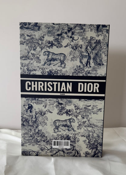 Aufklappbares Hardcover no. 3