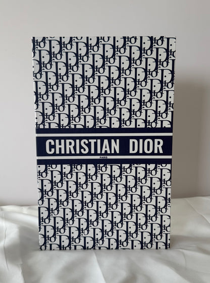 Fold-out Hardcover no. 10
